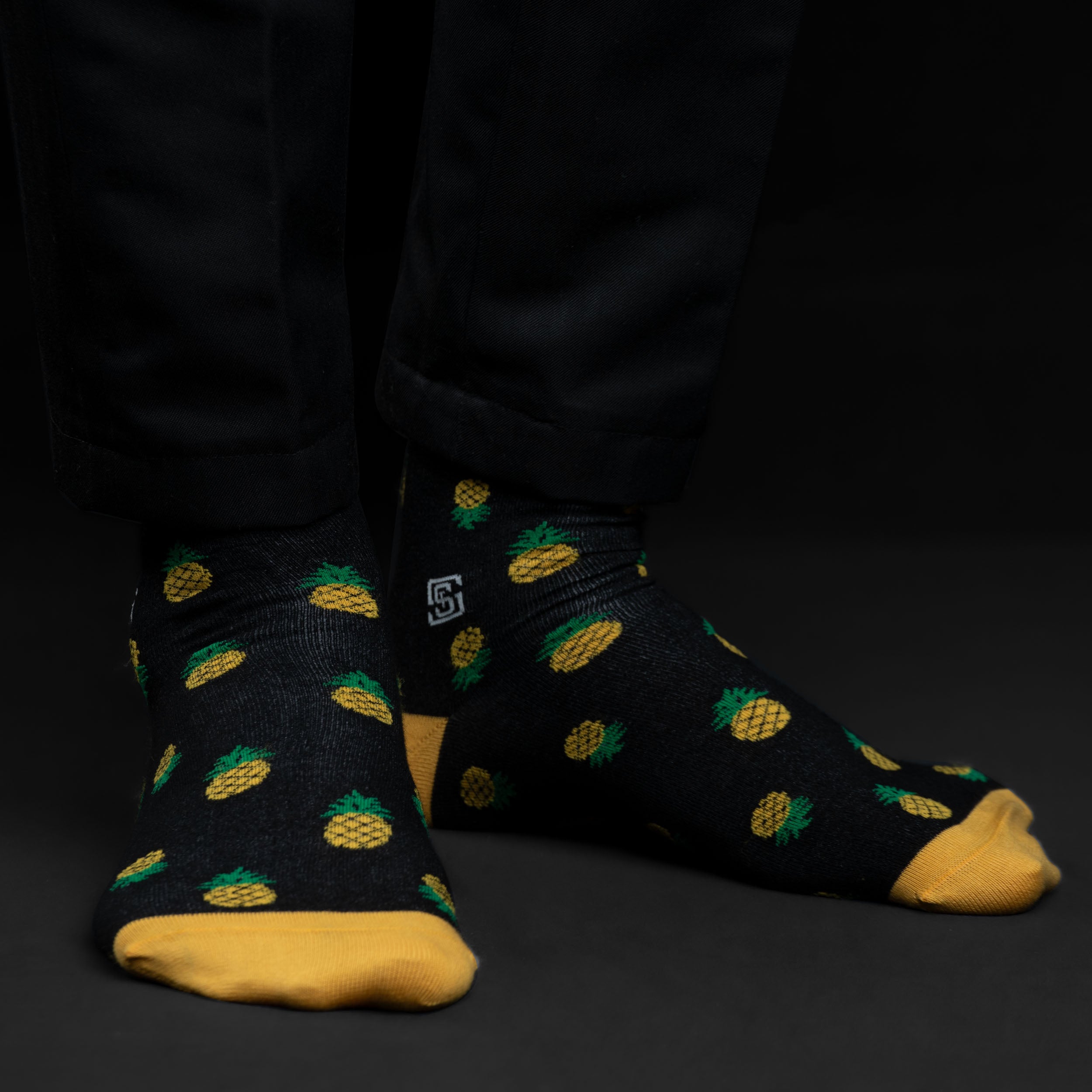 Design Artisanal 
 Ankle Socks-Multicolor Pack of 6