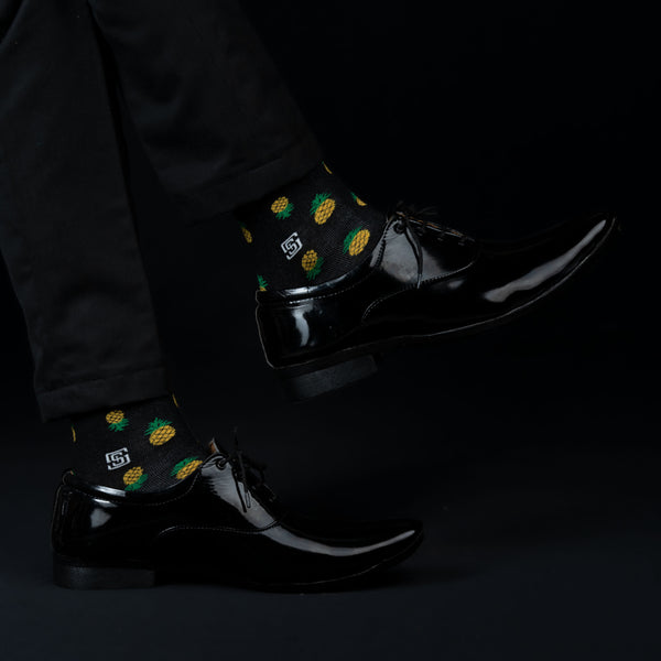 Artisanal Pineapple Tango Men Ankle Socks- (1 Pair)