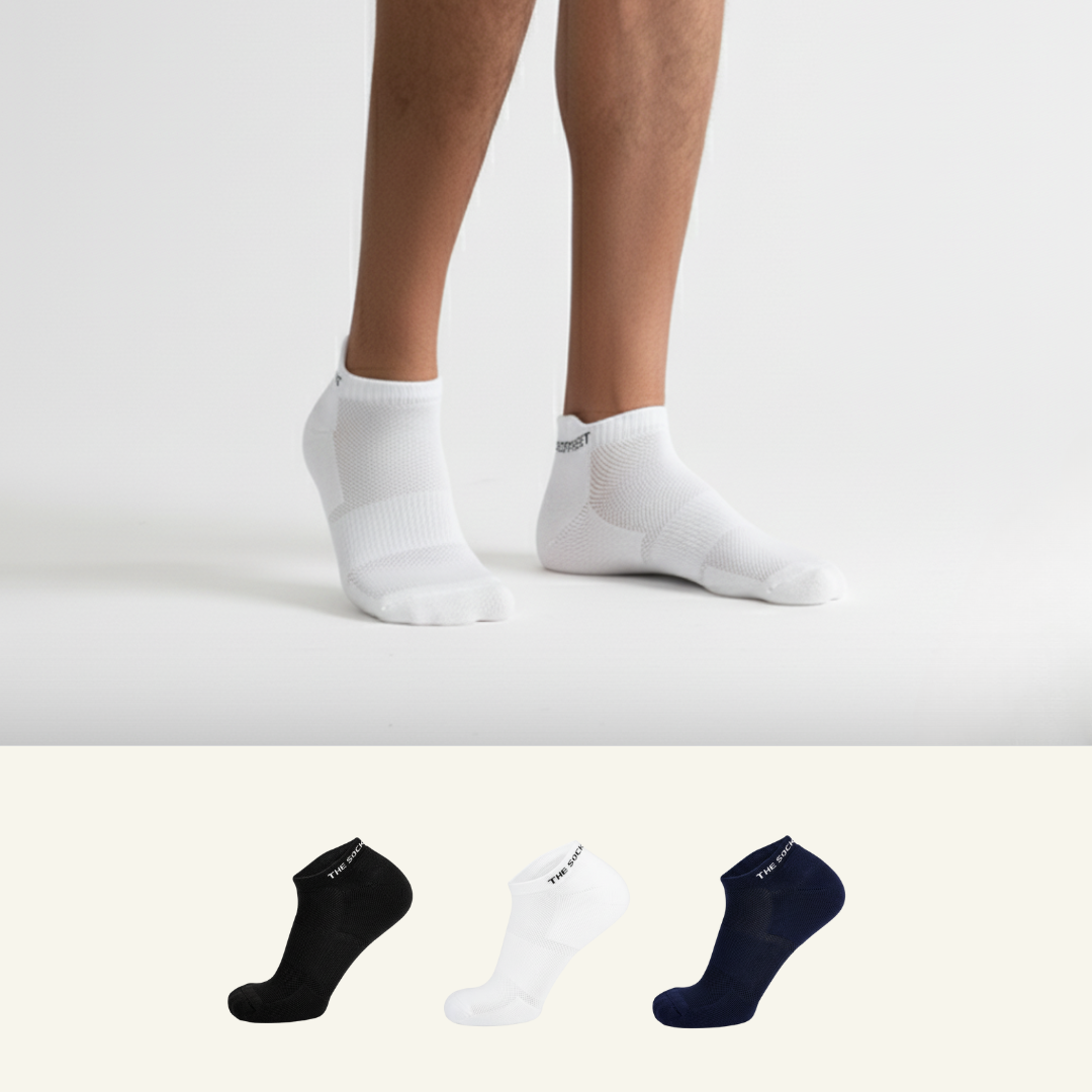 Multicolor running ankle socks monochrome pack of 3 black, white and blue, bamboo cushioned breathable design. - The Sock Street 