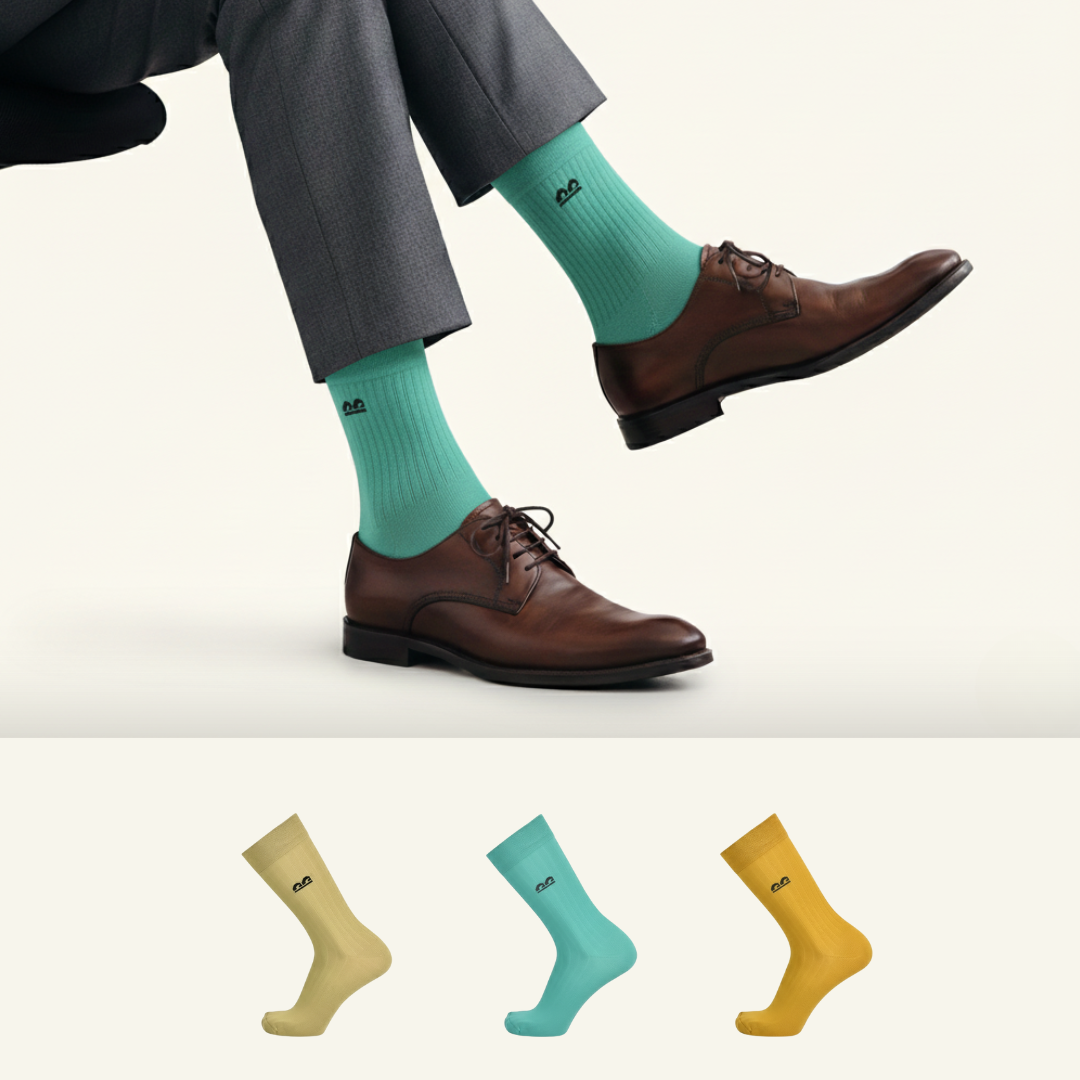 Multicolor bamboo ankle socks from The Sock Street – red, yellow & blue hues; soft, built for daily wear.