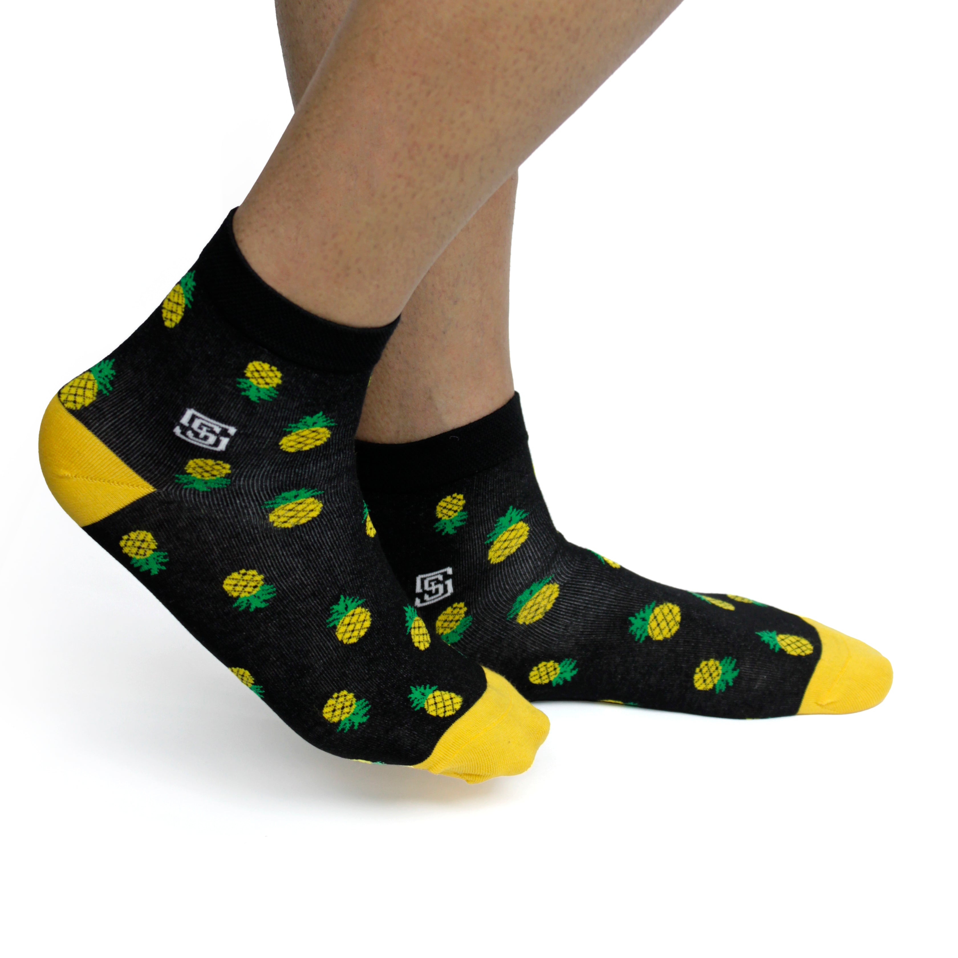 Design Artisanal Pineapple Ankle Socks-Multicolor Pack of 1