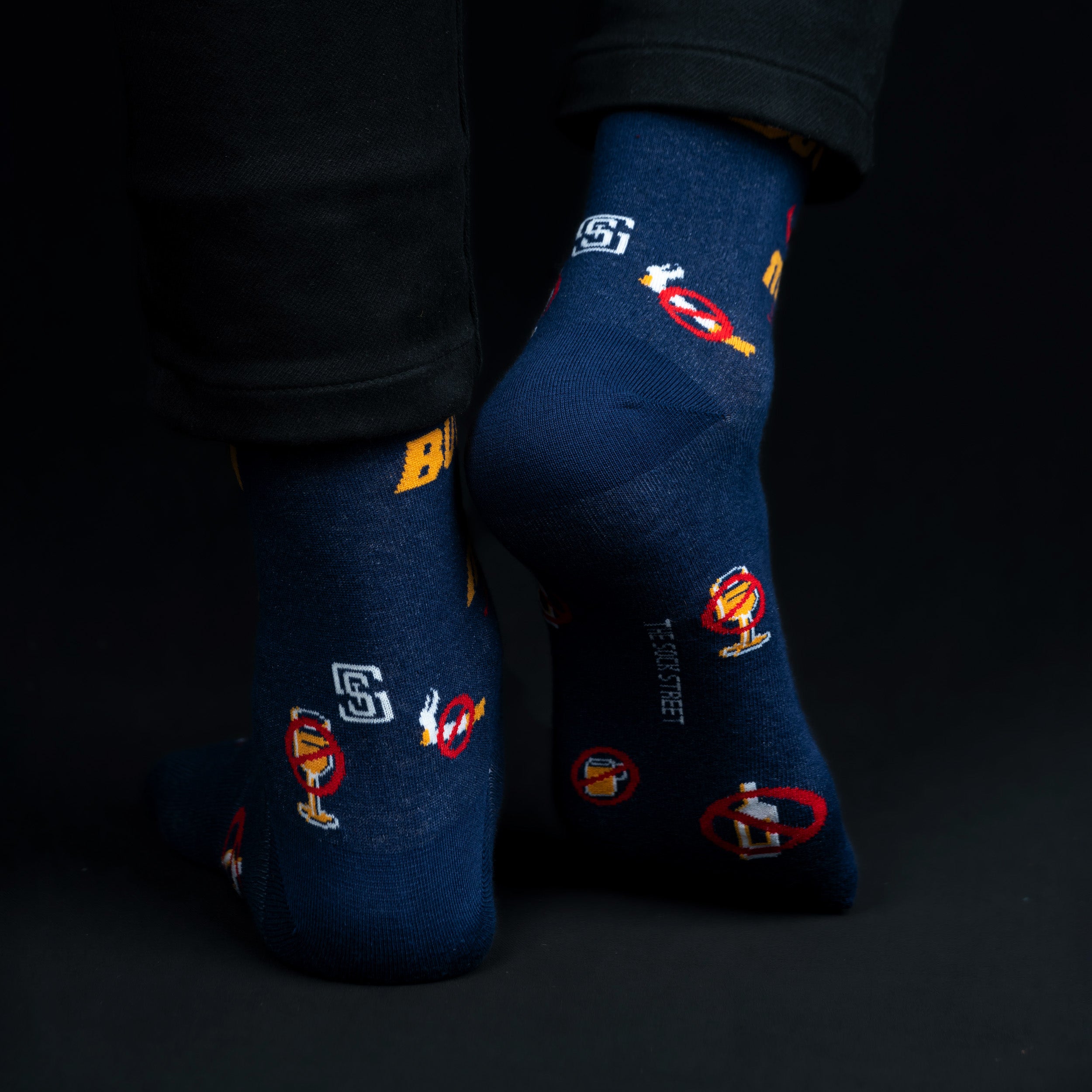 Design Quirky BHMJKN Crew Socks-Multicolor Pack of 1