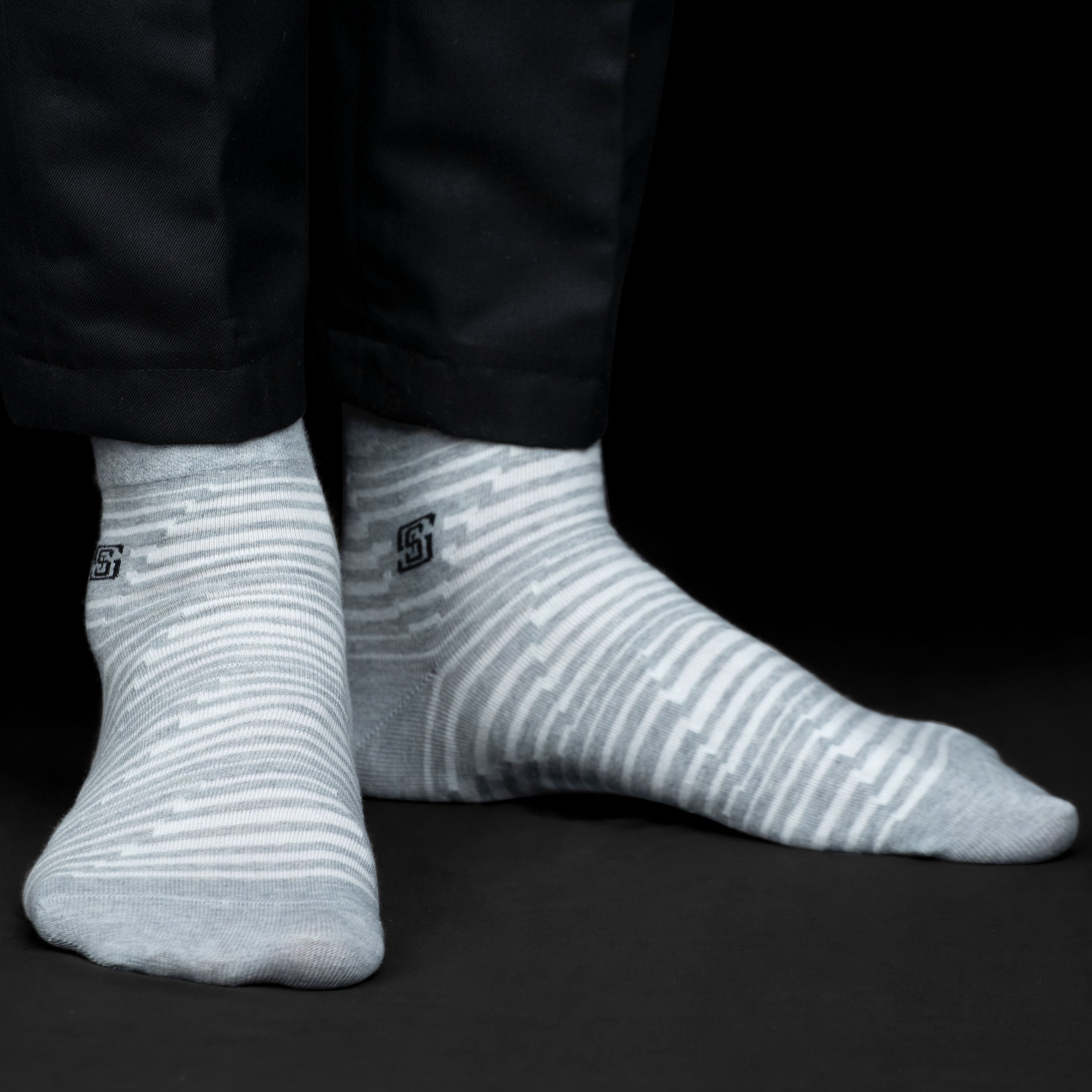 Design Printed Ultra-Smooth Ankle Socks (1 Pairs)