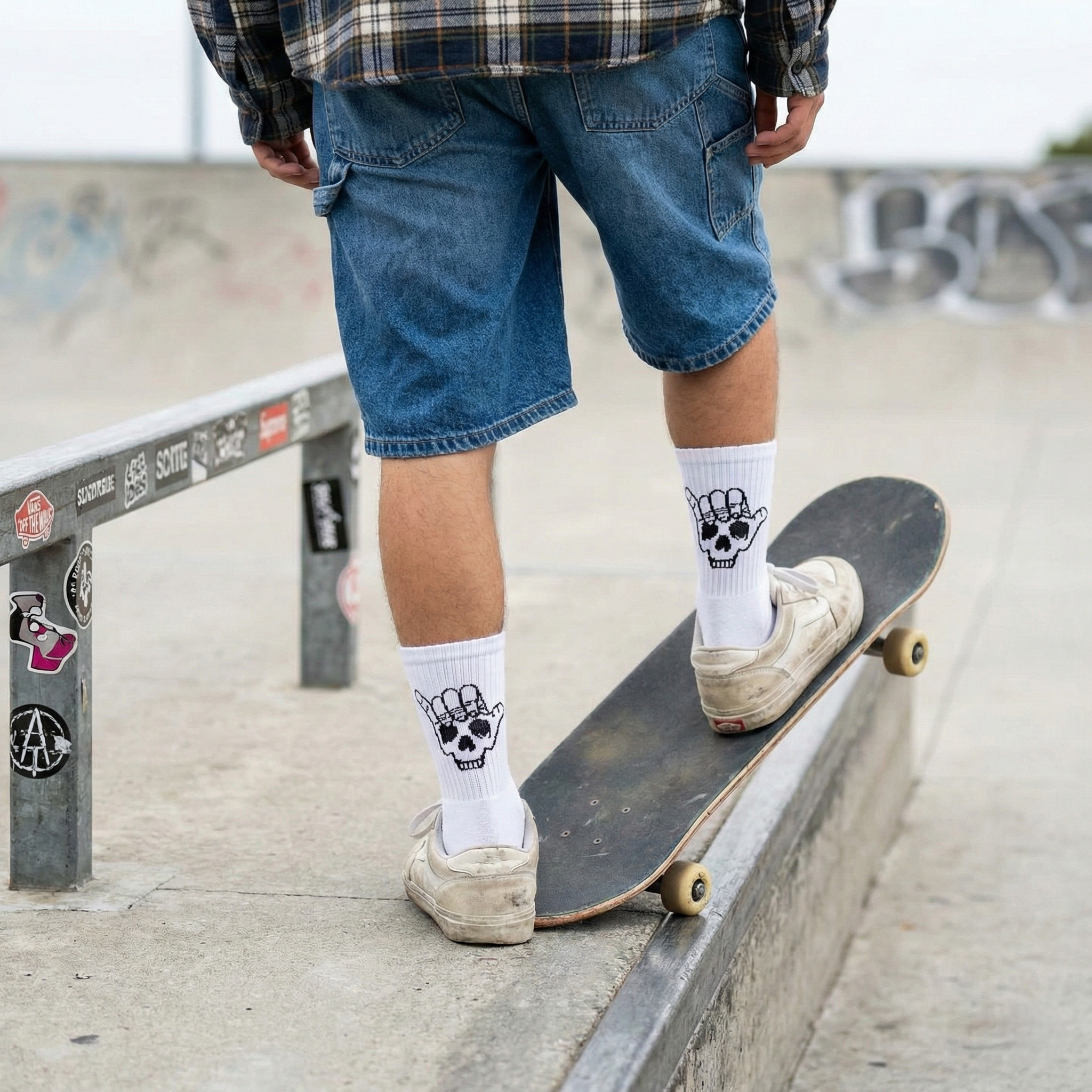 Design Everyday Crew Socks - Ink Skull Pack of 5